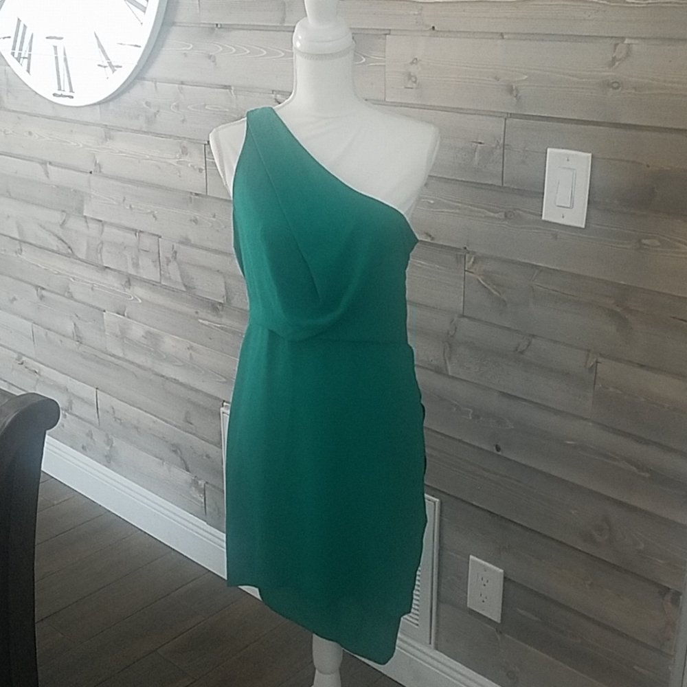Bcbg green one shoulder dress